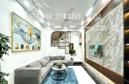 Siêu Phẩm Đống Đa. Bán Ngay Nhà Xịn 40m2. Giá 6.95 Tỷ. SĐCC.